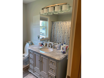 Bathroom vanity